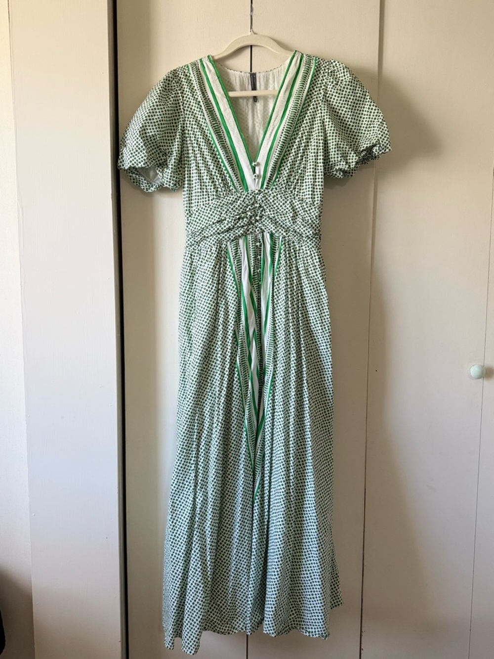 Anthropologie The Katerina Button-Front
Dress Green White V-Neck Smocked Waist - Picture 5 of 7
